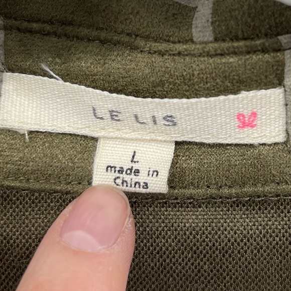 Le Lis Olive Green Plaid Romper, Button Front, Long Sleeves - Picture 9 of 11